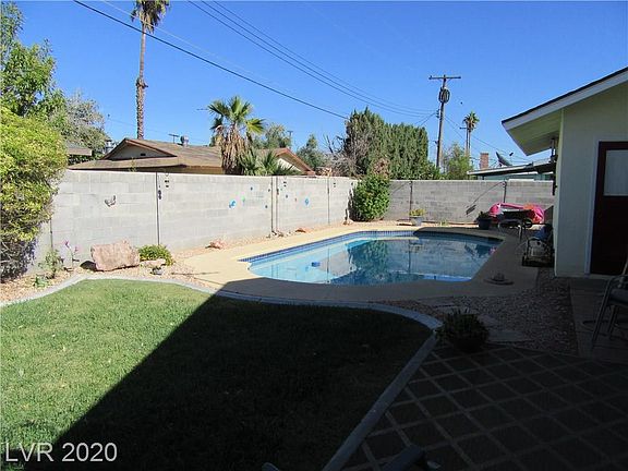 3rd image of 4420 Galaxy Ave