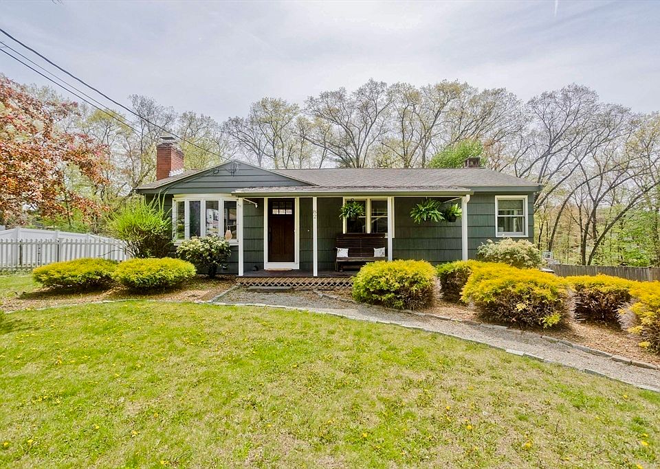 1st image of 82 Joseph Ave