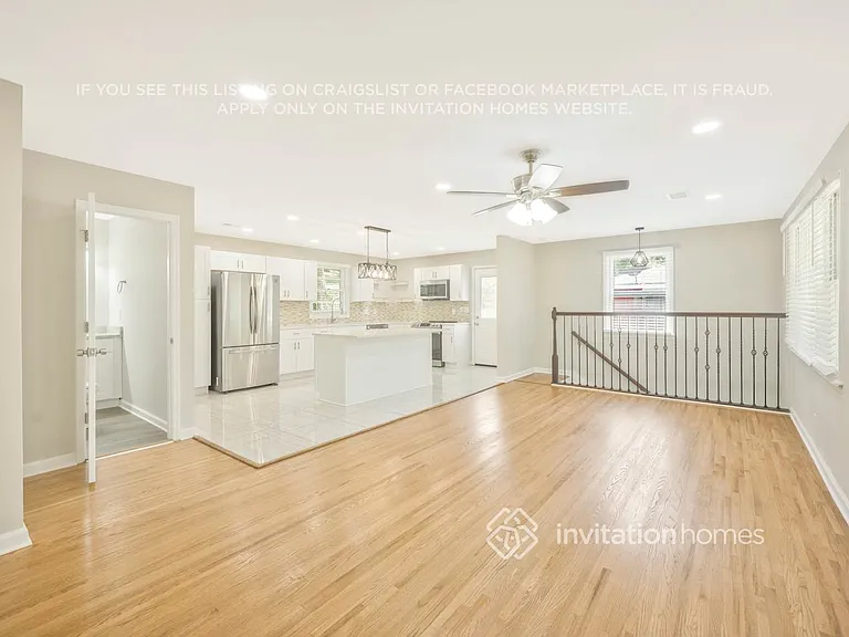 4856 Torbay Dr — Photo 5