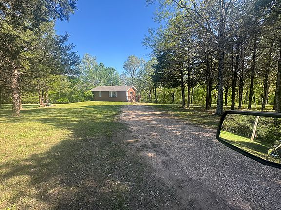 2nd image of 1339 Craig Rd