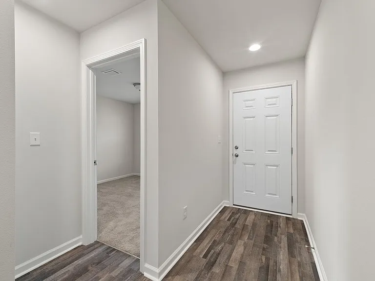 630 Whispering Creek Ave — Photo 6
