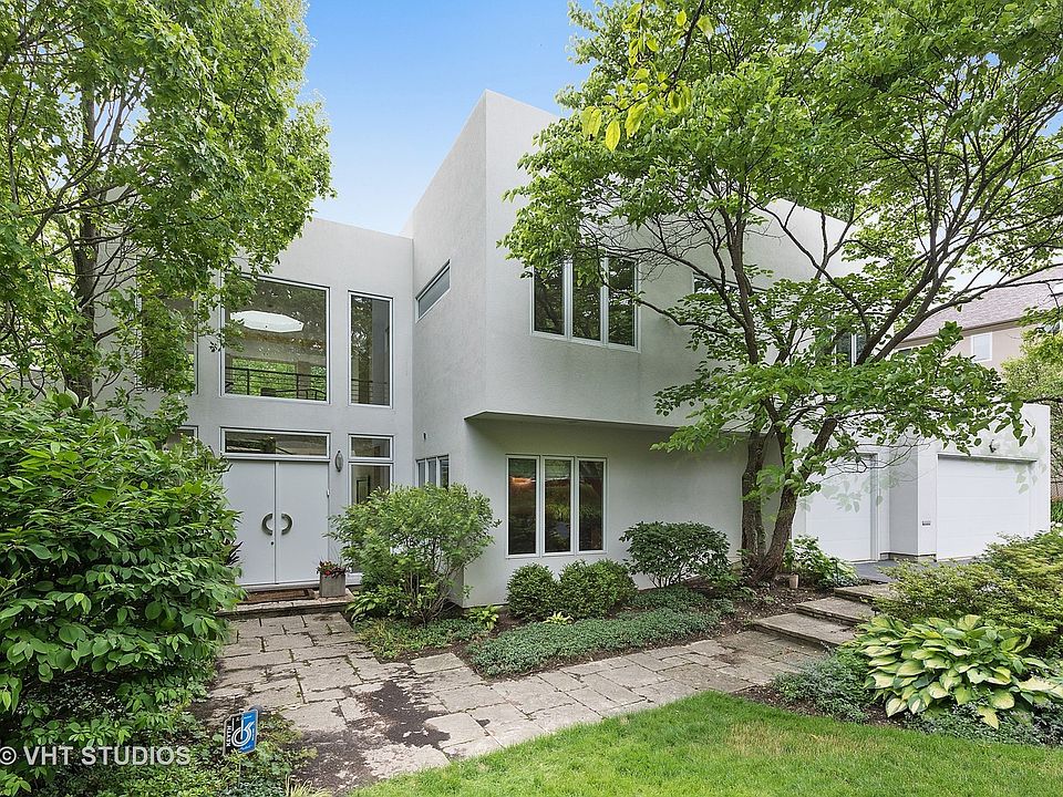 1st image of 1630 Sylvester Pl