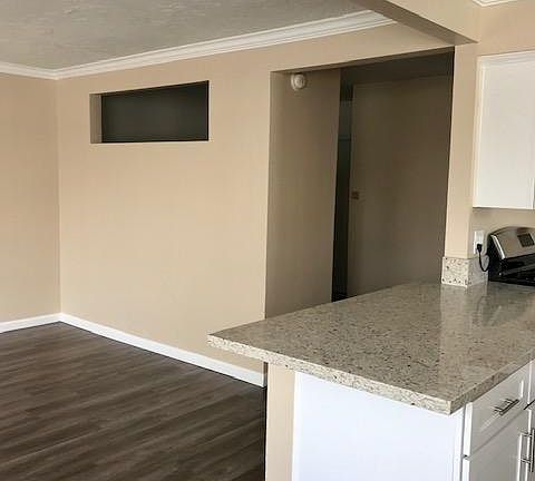 4th image of 7202 Fenway Dr #D