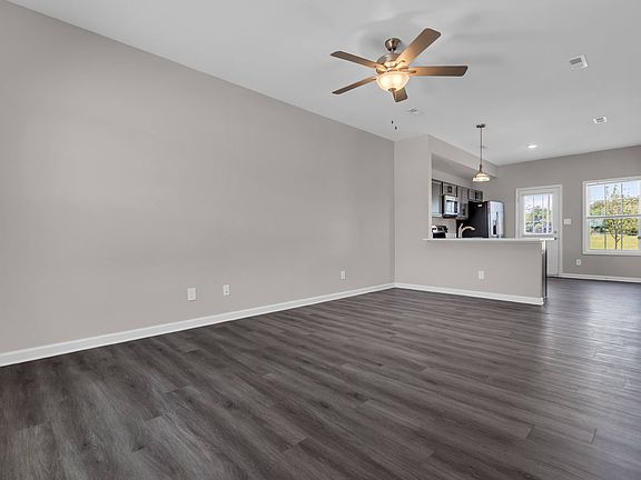 5th image of 248 Drayton Dr #236