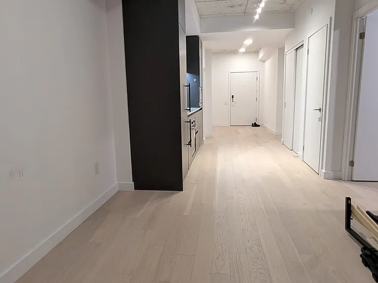 1720 Bayview Ave #201 — Photo 11
