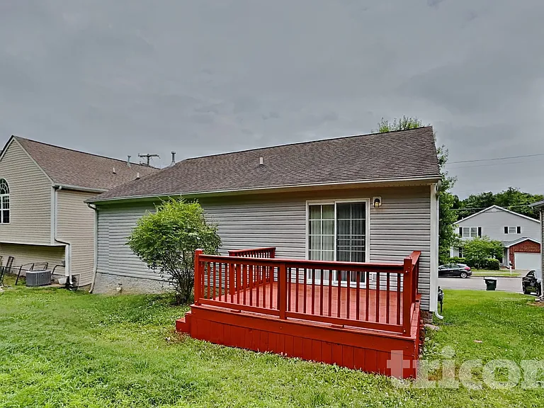 649 Belgium Dr — Photo 15