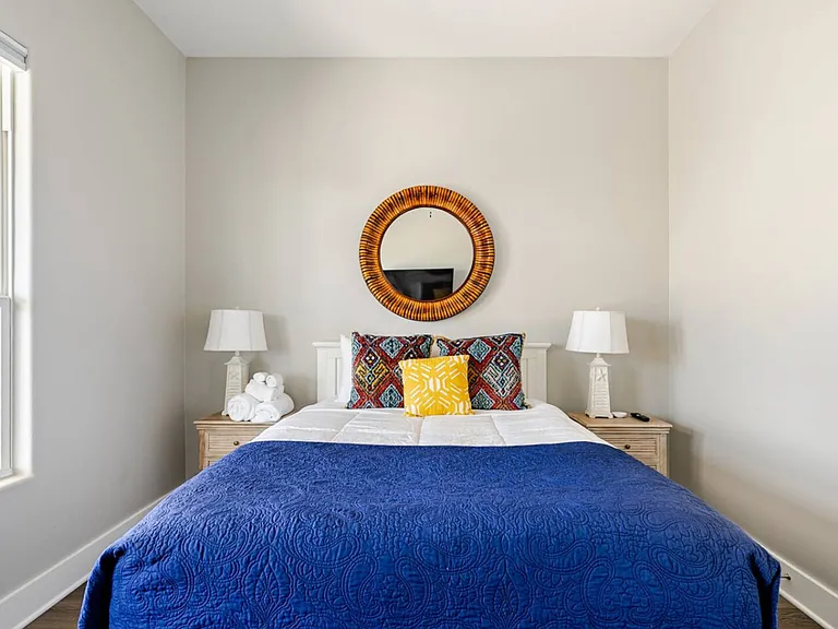 1/2 Johnson Crawford Cir E — Photo 9