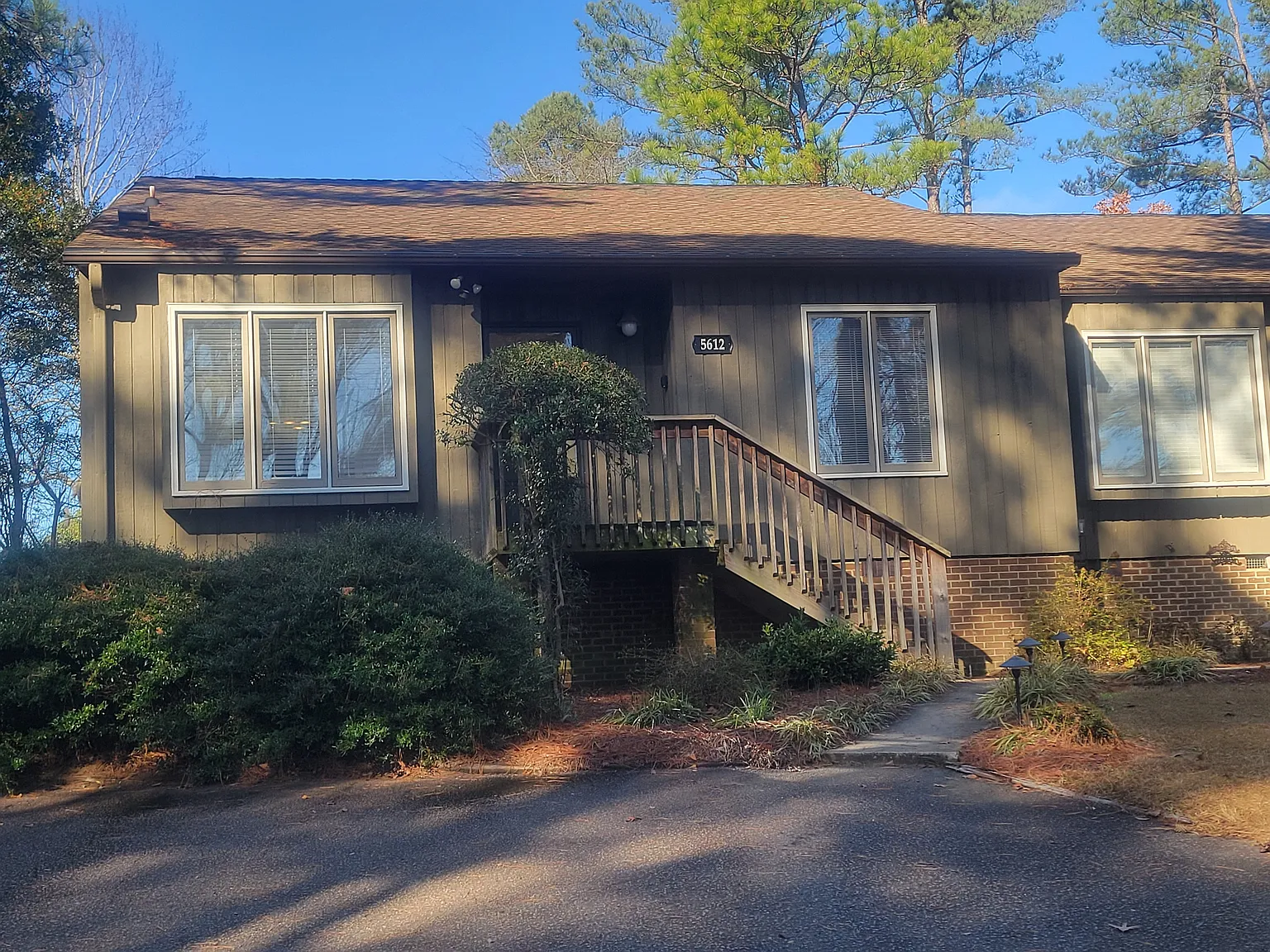 2 bed, 1250 sqft, $1,400 — Photo 2