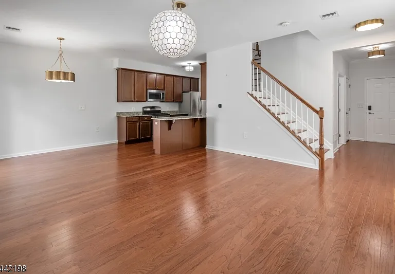 101 Birch Ct — Photo 12