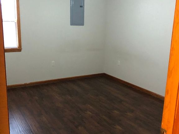 4th image of 100 W Vine Ave APT 3