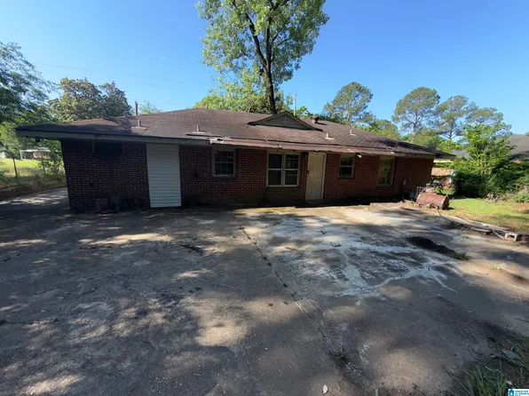 1055 Lynwood Dr, Montgomery, AL 36111