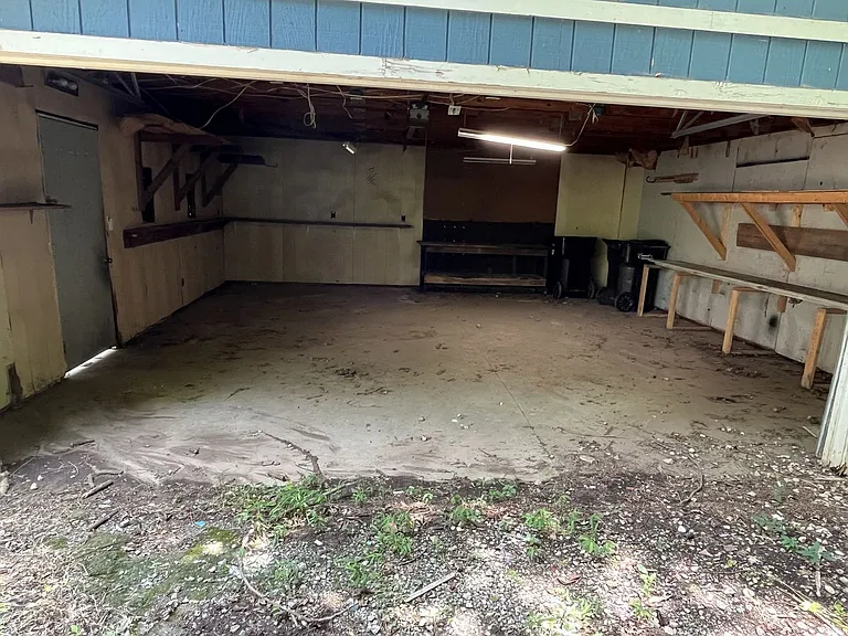 975 Old Charlotte Rd — Photo 31