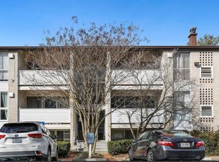 5608 Bloomfield Dr APT 4, Alexandria, VA 22312