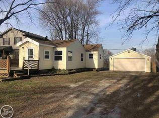 3140 Washington St, Fort Gratiot, MI 48059