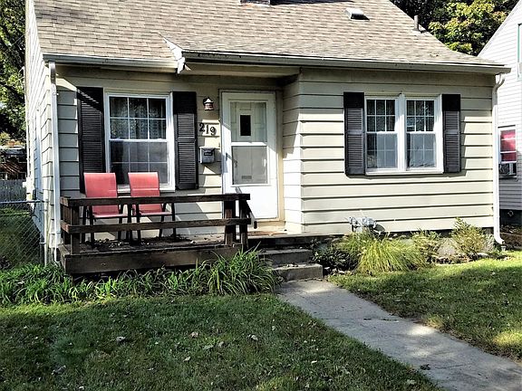 2nd image of 219 N Alexander Ave