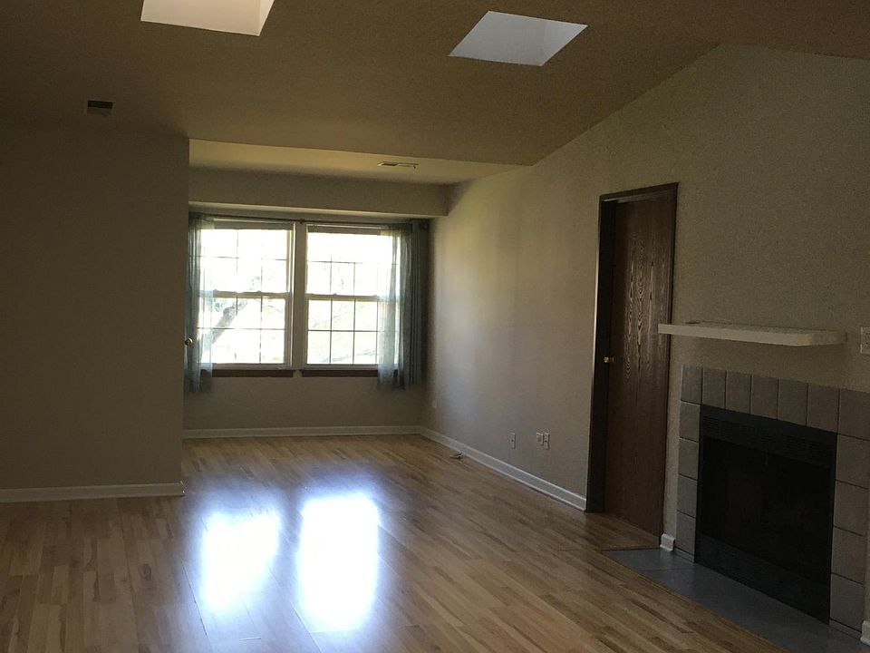 1st image of 1353 E Wyndham Cir APT 202
