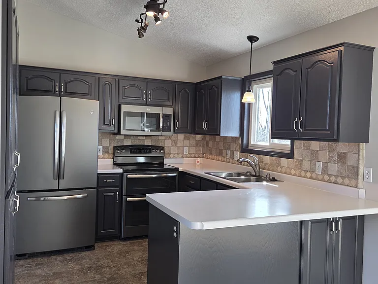5726 Egret Ave — Photo 2