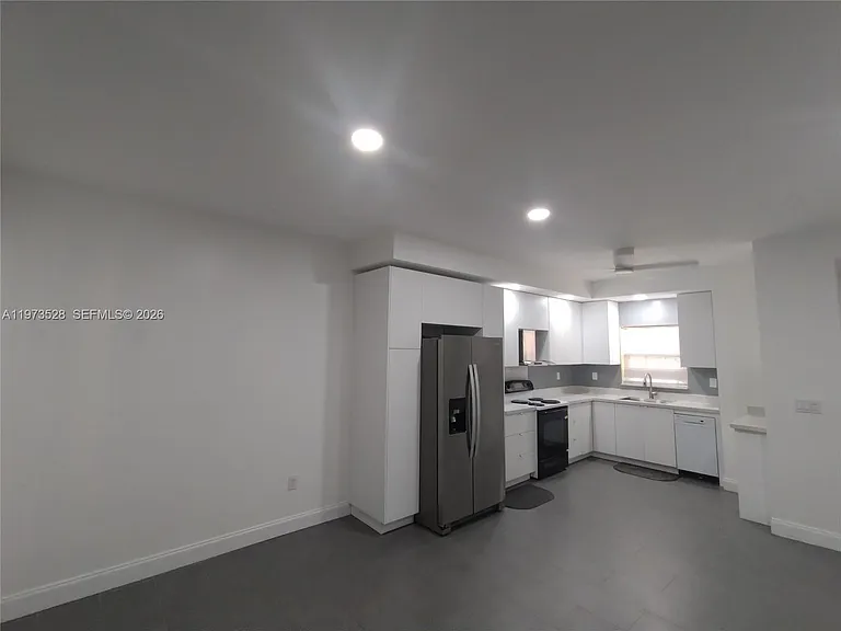 15509 Miami Lakeway N #102 — Photo 12