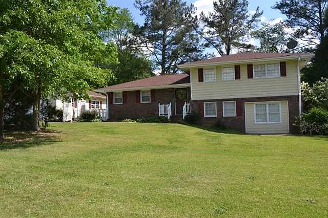 2nd image of 4555 Tranquil Ln