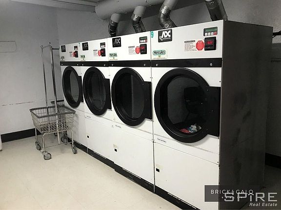 2nd image of 2020 E 41st St APT 3-G