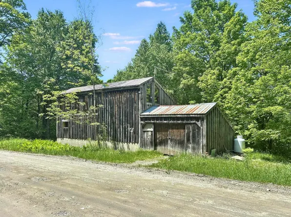 2625 Barton Road, Albany, VT 05875