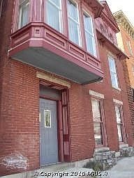 2nd image of 164 Lincoln Way W