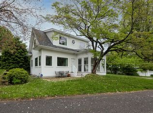 47 Champlain Dr, Carmel, NY 10512