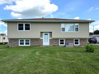 113 1st St, Coal Valley, IL, 61240