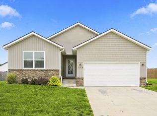 558 S Abigail Avenue, Republic, MO 65738