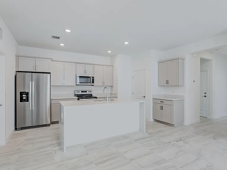 7188 Trotwood Ln — Photo 9