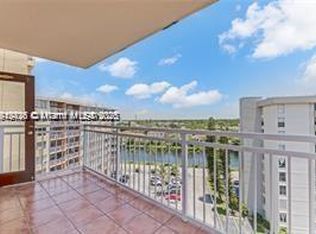 Crestview Condominium, North Miami Beach, FL 33162