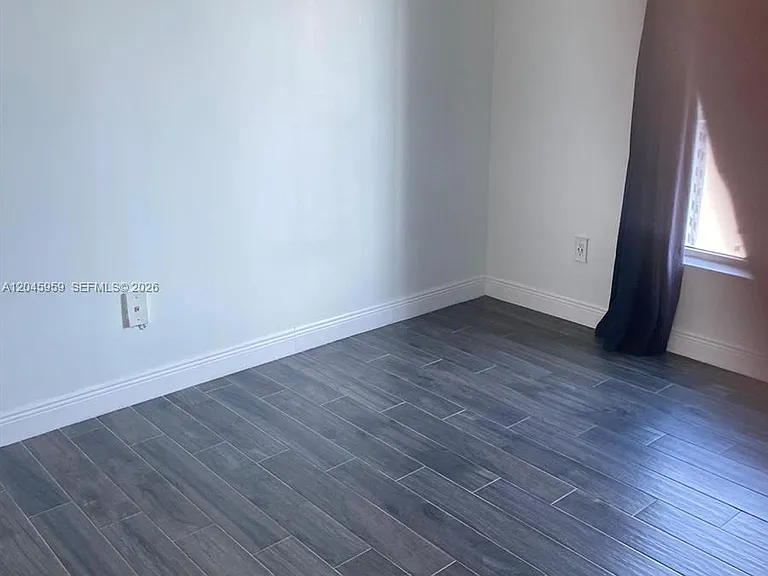 10 SW South River Dr #1708 — Photo 12