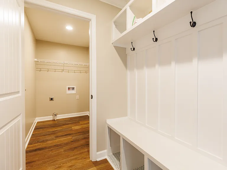 3817 Cutshaw Trl — Photo 18