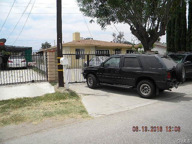 2nd image of 1823 Wallace Ct