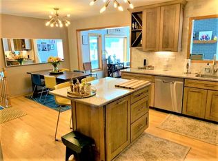 609 Prairie View Dr, North Prairie, WI 53153