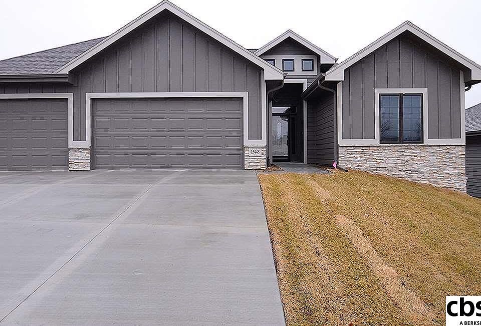 1st image of 15448 Norwick Dr