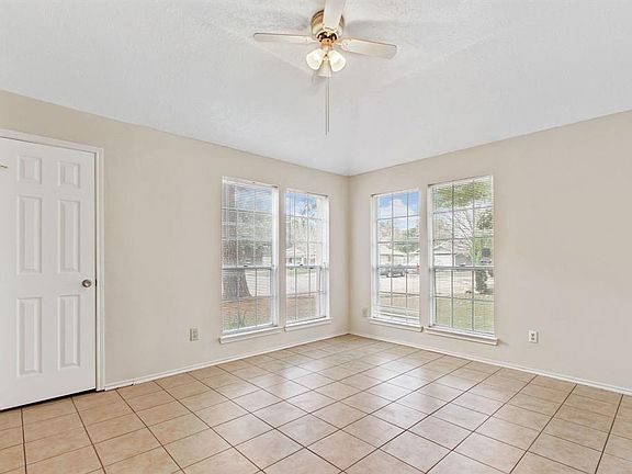 5th image of 11142 Grassyglen Dr