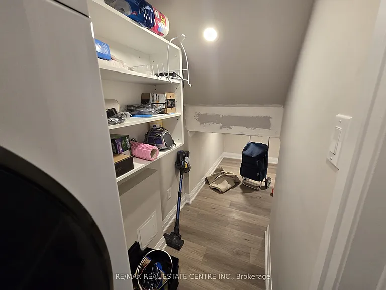 1412 Rose Way #BASEMENT — Photo 34