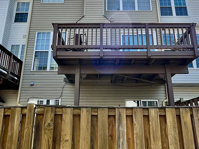 7504 Lamoyne Ct — Photo 38