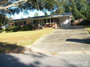 6408 White Oak Dr, Pensacola, FL 32503