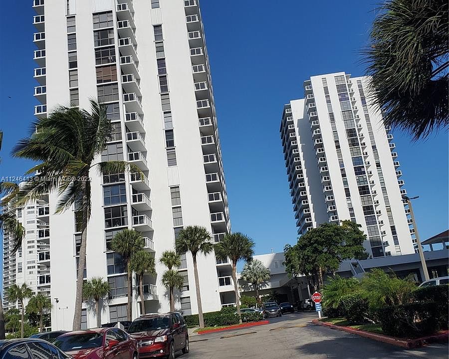1st image of 20515 E Country Club Dr APT 841