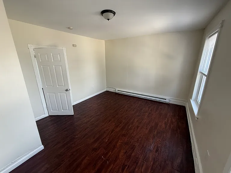 218 Walnut St — Photo 12