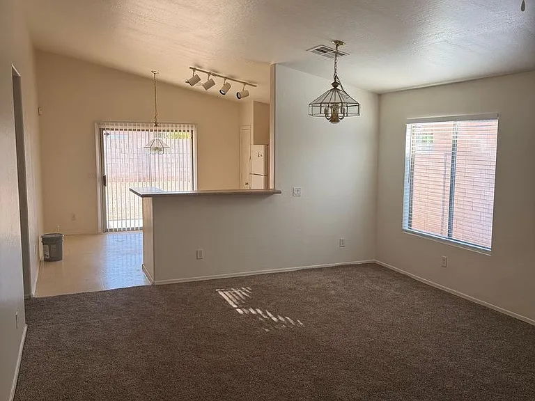 1225 W Darrel Rd — Photo 4