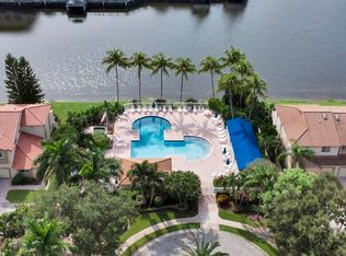 6703 Via Regina, Boca Raton, FL 33433