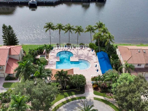 6703 Via Regina, Boca Raton, FL 33433