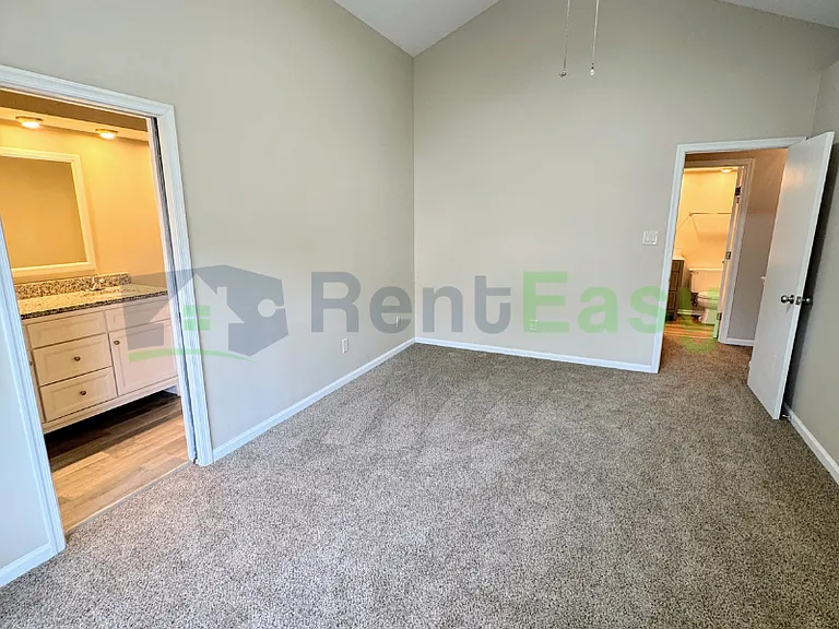401 Henley Ct #C — Photo 14