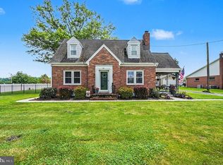 118 E Queen St, Jonestown, PA 17038