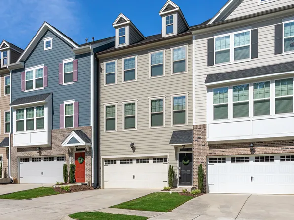 822 Richmont Grove Ln, Apex, NC 27523