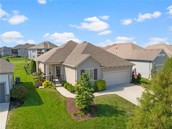 13808 Monrovia St, Overland Park, KS 66221