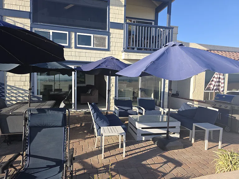 W Oceanfront — Photo 5